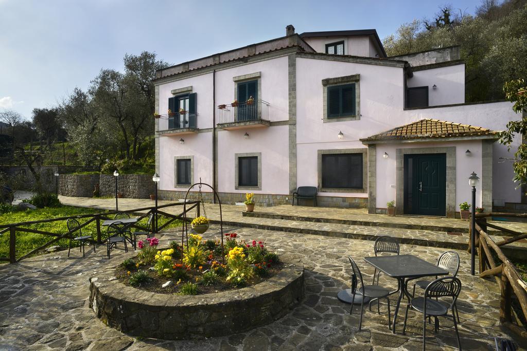 Hotel Il Casale Sorrente Extérieur photo